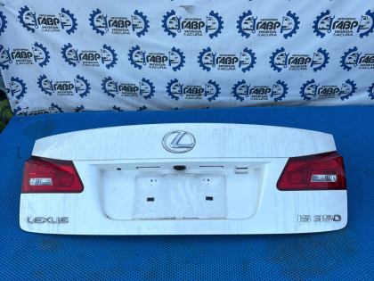 Крышка багажника GSE21