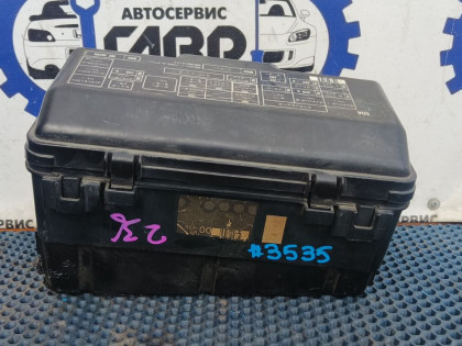 Блок предохранителей подкапотный CF3