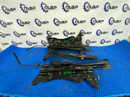 Полозья сиденья Передние Пара HONDA TORNEO