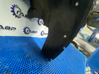 Подкрылок задний правый LEXUS IS350 OEM 6563853010 GSE21 2006