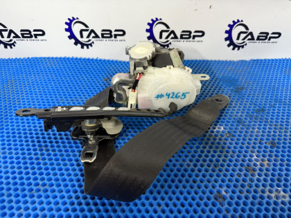 Ремни безопасности Передний правый LEXUS GS350