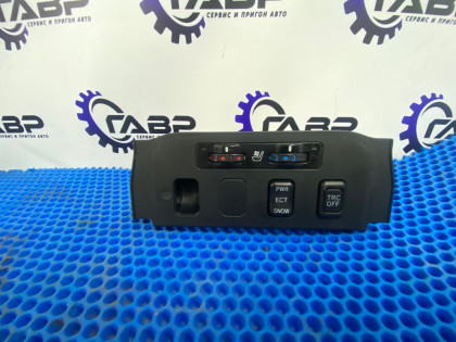 Кнопка обогрева сидений 5891930040 LEXUS GS350