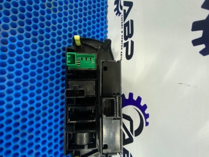 Кнопка обогрева сидений LEXUS GS350 OEM 5891930040 GRS191 2005