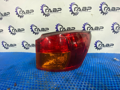 Стоп сигнал правый 8155053160 LEXUS IS350