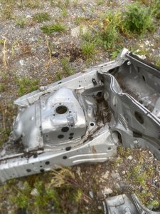 четверть кузова передняя правая 6113130290 LEXUS GS350