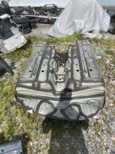 пол кузова LEXUS IS350 GSE21 2006